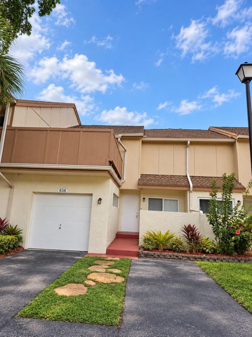 2-838 Nw 82nd Ave, Plantation, FL, 33324-1212 | Card Image