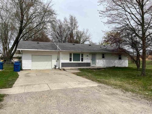 269 Oak St, Montrose, MI, 48457-9101 | Card Image