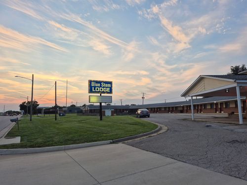 1314 E River St, Eureka, KS, 67045-2103 | Card Image