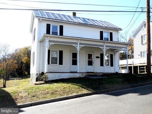 359 W Spring St, WOODSTOCK, VA, 22664-1215 | Card Image