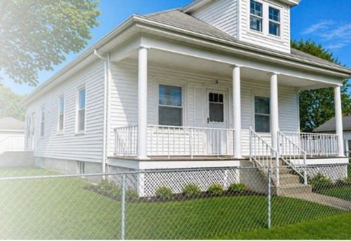76 Rosella Ave, Pawtucket, RI, 02861 | Card Image