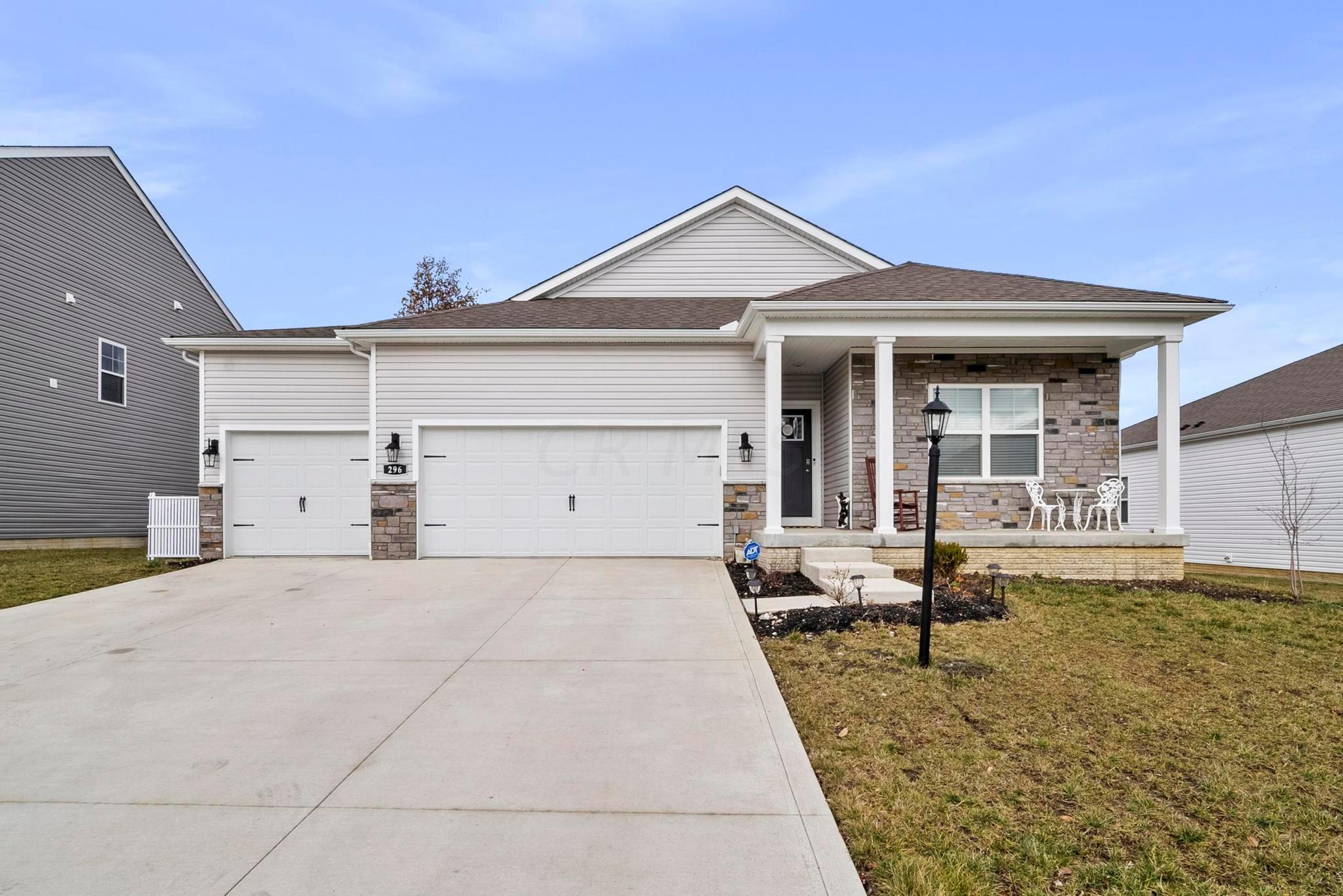 Shady Hollow Dr, Commercial Point, OH 43116