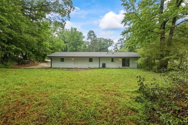 2091 Chestnut Log Dr, House other with 3 bedrooms, 2 bathrooms and null parking in Lithia Springs GA | Image 24