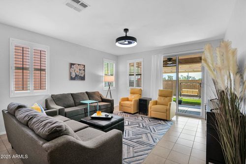 455 N Rainbow Way, Casa Grande, AZ, 85194-7550 | Card Image