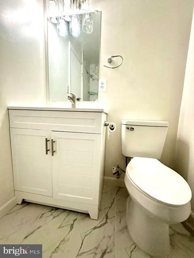 7851 W Point Ct, Townhouse with 3 bedrooms, 3 bathrooms and null parking in MANASSAS VA | Image 11