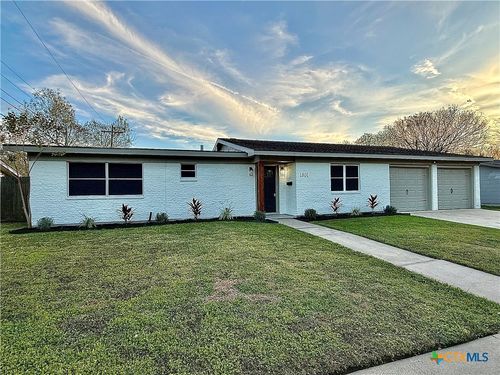 1801 College Dr, Victoria, TX, 77901-4265 | Card Image