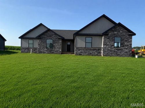 1006 Brianna Ct, Jerseyville, IL, 62052-6284 | Card Image