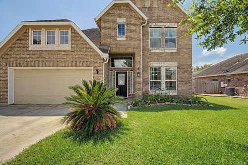 4022 Cypress Point Dr, Mont Belvieu, TX, 77523-4202 | Card Image