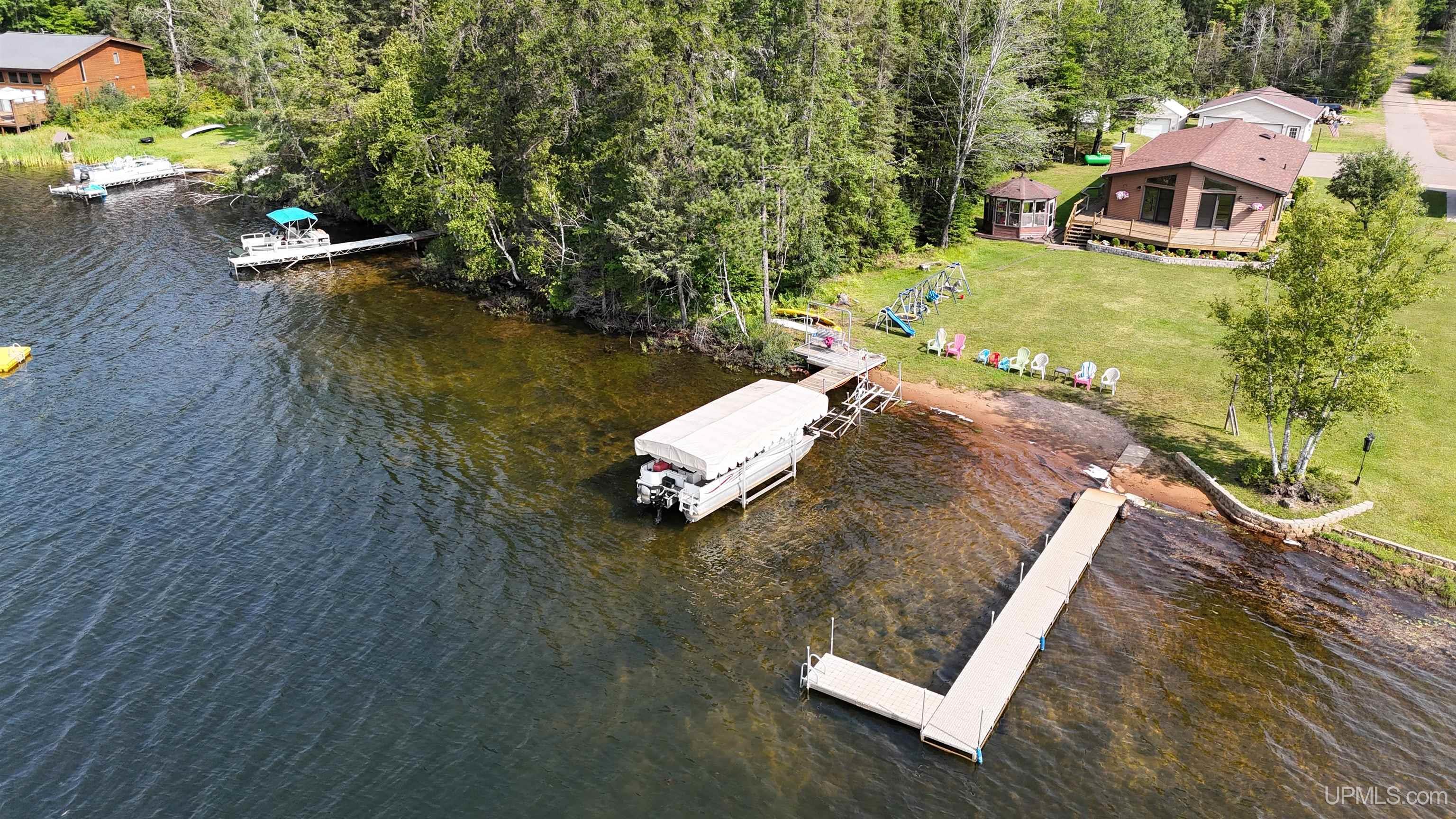 Shag Lake Dr, Gwinn, MI 49841