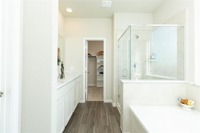 Photos are a representation of the floor plan. Options and interior selections will vary. | Image 25