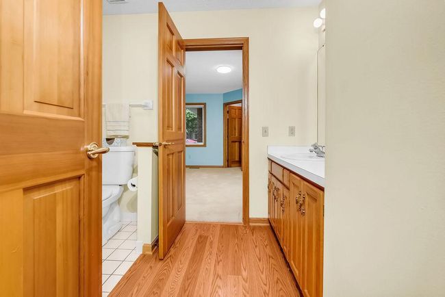 Secondary bath | Image 13