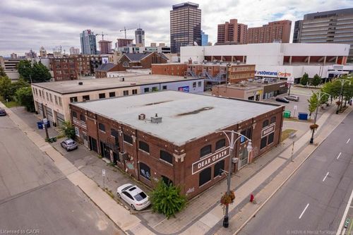 90 Bay St N, Hamilton, ON, L8R3N3 | Card Image