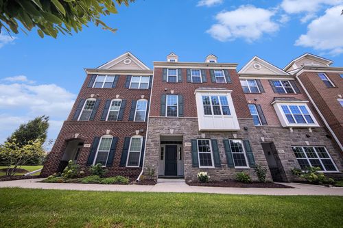 2856 Ridington Rd, Ann Arbor, MI, 48105-7004 | Card Image