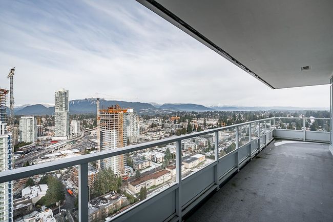 3402 - 657 Whiting Way, Condo with 2 bedrooms, 2 bathrooms and 1 parking in Coquitlam BC | Image 23