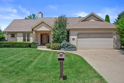 3844 Stoneybrook Dr, Mount Pleasant, WI, 53403-9452 | Card Image