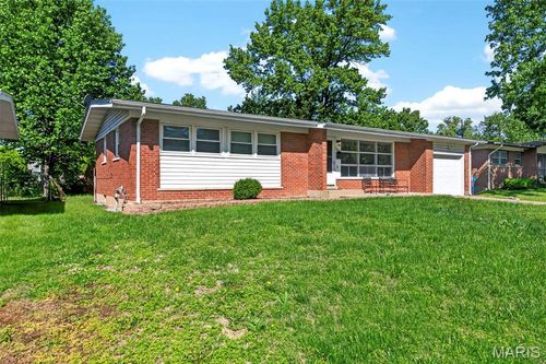 9645 Venice Dr, Saint Louis, MO, 63136-1932 | Card Image