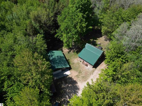 16862 Healy Lake Rd, Thompsonville, MI, 49683-9257 | Card Image