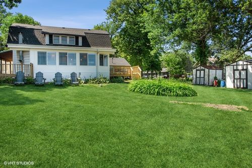 40913 Park Ave, Antioch, IL, 60002-8709 | Card Image