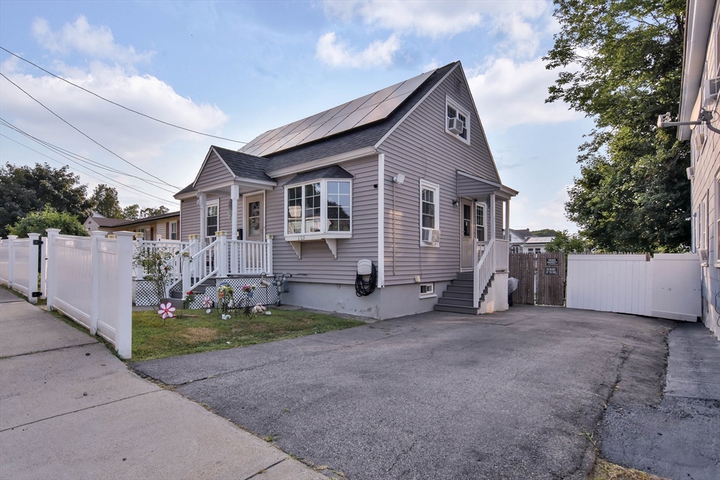 Farley St, Lawrence, MA 01843