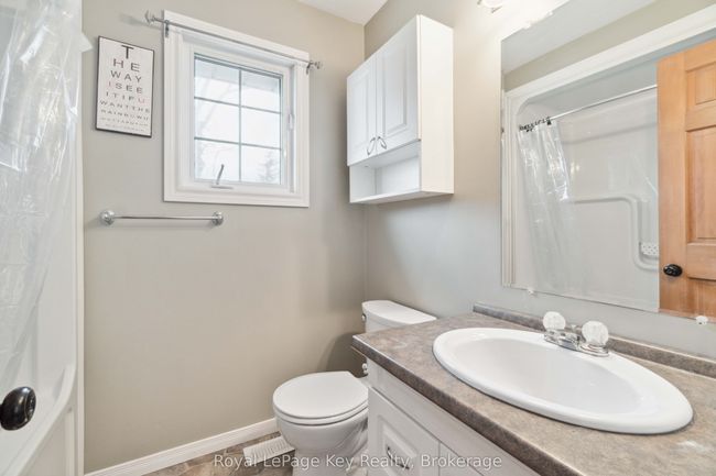1949 Michigan Line, House other with 3 bedrooms, 3 bathrooms and 6 parking in Sarnia ON | Image 30