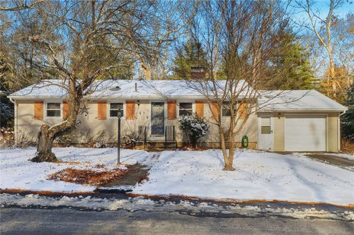 42 Orchard Dr, Hope, RI, 02831-1223 | Card Image