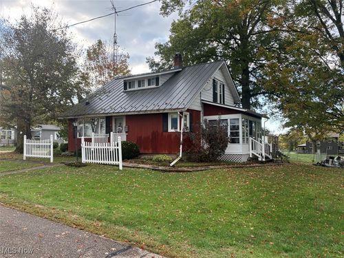 90 N Jefferson St, Limaville, OH, 44640-9807 | Card Image