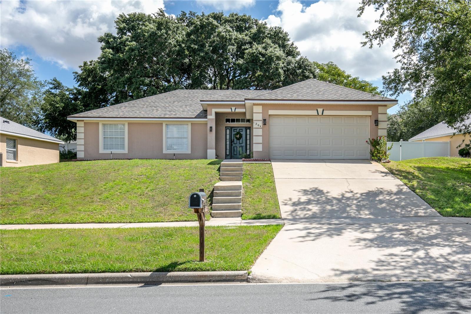 Jacks Lake Rd, Clermont, FL 34711
