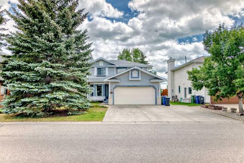 13 Riverview Circle, Cochrane, AB, T4C1K2 | Card Image