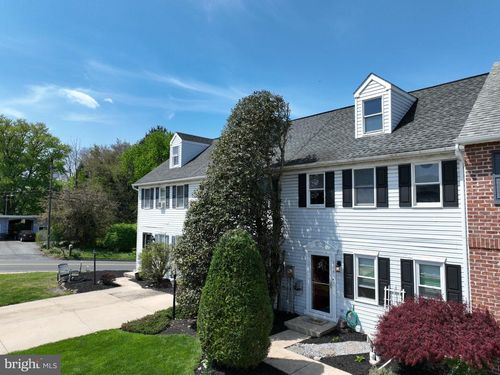 104 Ashley Dr, EPHRATA, PA, 17522-2628 | Card Image