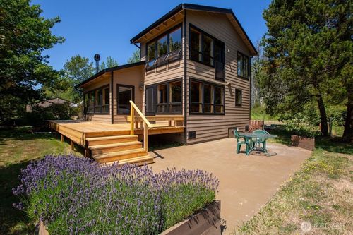 450 Burton Ln, Friday Harbor, WA, 98250-6070 | Card Image