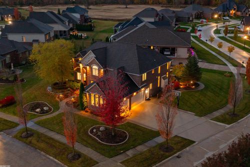 56343 Via Serbelloni, Macomb, MI, 48042-1025 | Card Image