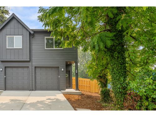 14142 Holcomb Blvd, Oregon City, OR, 97045-1256 | Card Image