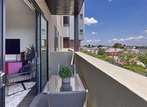 apt-617-250 Avenue E, Bayonne, NJ, 07002-5343 | Card Image