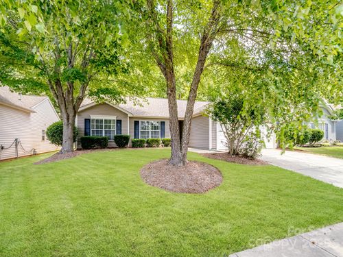 9101 Pembroke Ct, Fort Mill, SC, 29707-1585 | Card Image