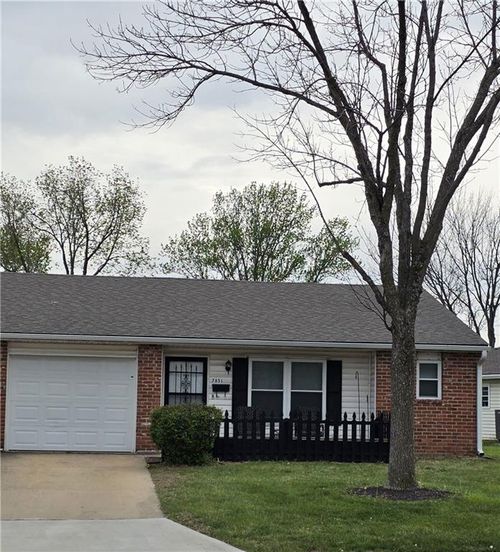7851 Freeman Ave, Kansas City, KS, 66112-3404 | Card Image
