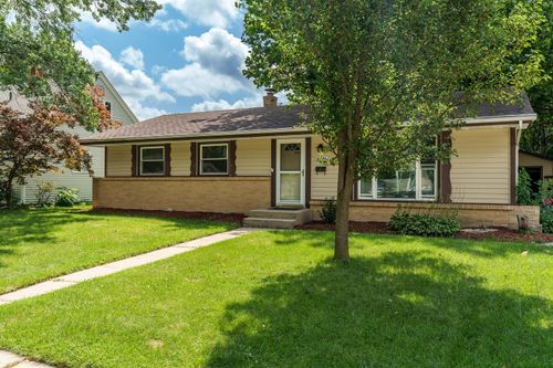 4715 Cleveland Ave, Rockford, IL, 61108-7731 | Card Image