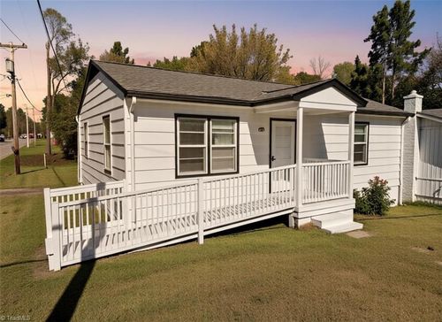 1701 Franklin Ave, High Point, NC, 27260-5703 | Card Image