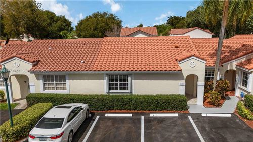 1411 Cottonwood Cir, Weston, FL, 33326-2714 | Card Image