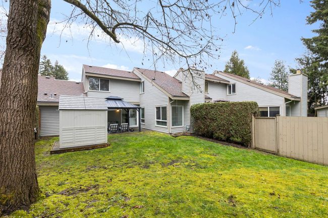 6108 E Greenside Drive, Townhouse with 2 bedrooms, 2 bathrooms and 2 parking in Surrey BC | Image 21