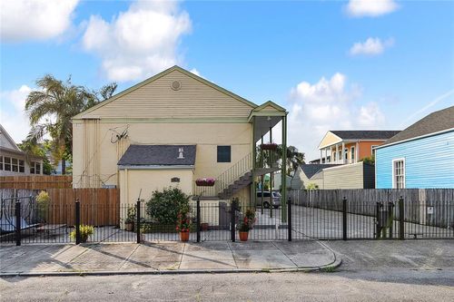 a-418 Pelican Ave, New Orleans, LA, 70114-1066 | Card Image