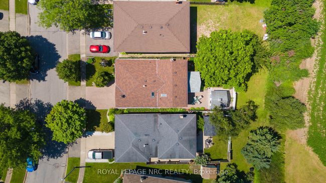 31 Rollins Dr, House other with 3 bedrooms, 2 bathrooms and 2 parking in Welland ON | Image 38