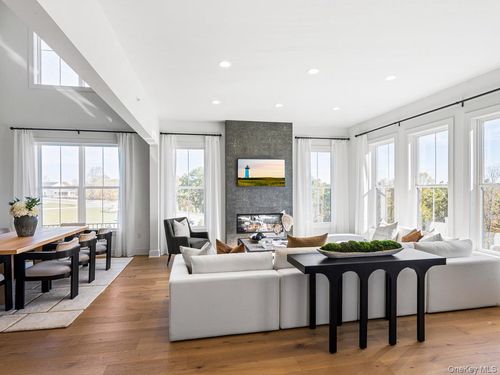 7-122 Captain Esposito Ln, Pearl River, NY, 10965 | Card Image