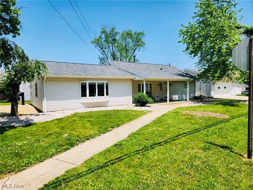 661 Illinois Avenue, McDonald, OH, 44437 | Card Image