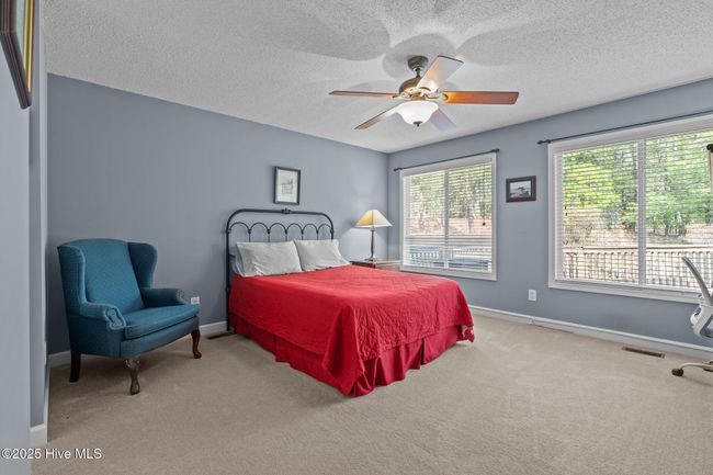 Primary bedroom. | Image 29
