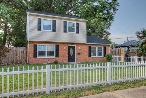 2908 Bending Oak Dr, Hampton, VA, 23666-3004 | Card Image