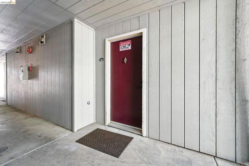 1333 N Camino Alto, Vallejo, CA, 94589-2564 | Card Image