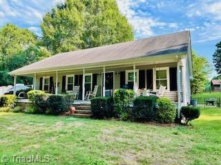 Glenbrooke Dr, Pleasant Garden, NC 27313