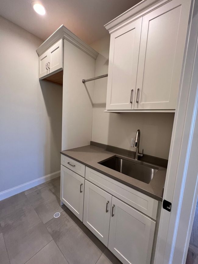 9524 Hook St, House other with 4 bedrooms, 3 bathrooms and 6 parking in Highland IN | Image 23