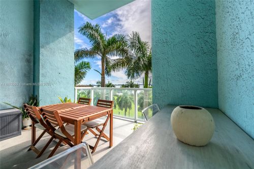 apt-602-1900 N Bayshore Dr, Miami, FL, 33132-3003 | Card Image