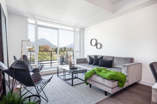 404-1295 Conifer St, North Vancouver, BC, V7J0B4 | Card Image